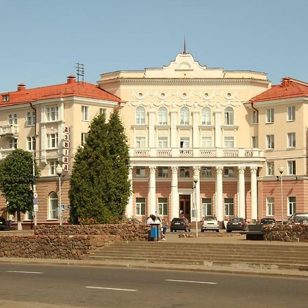 Dvina Hotel Polatsk Exterior foto